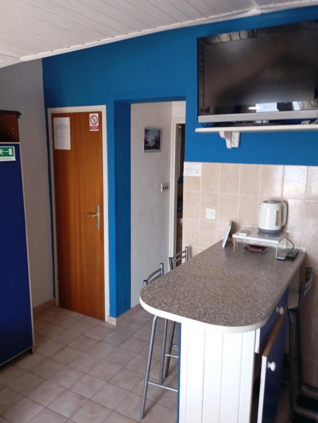 Apartment Ivo - 20m From The Sea