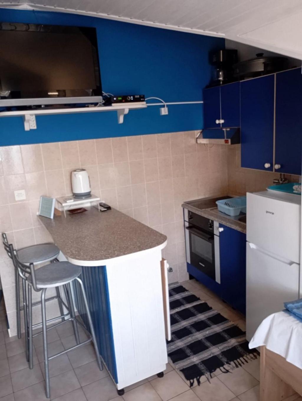 Apartment Ivo - 20m From The Sea *