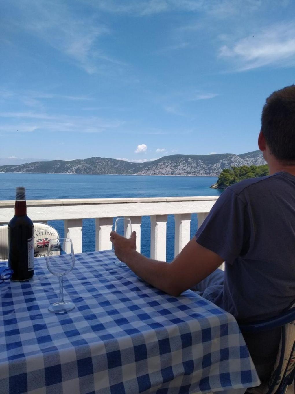 Apartment Ivo - 20m From The Sea Racisce