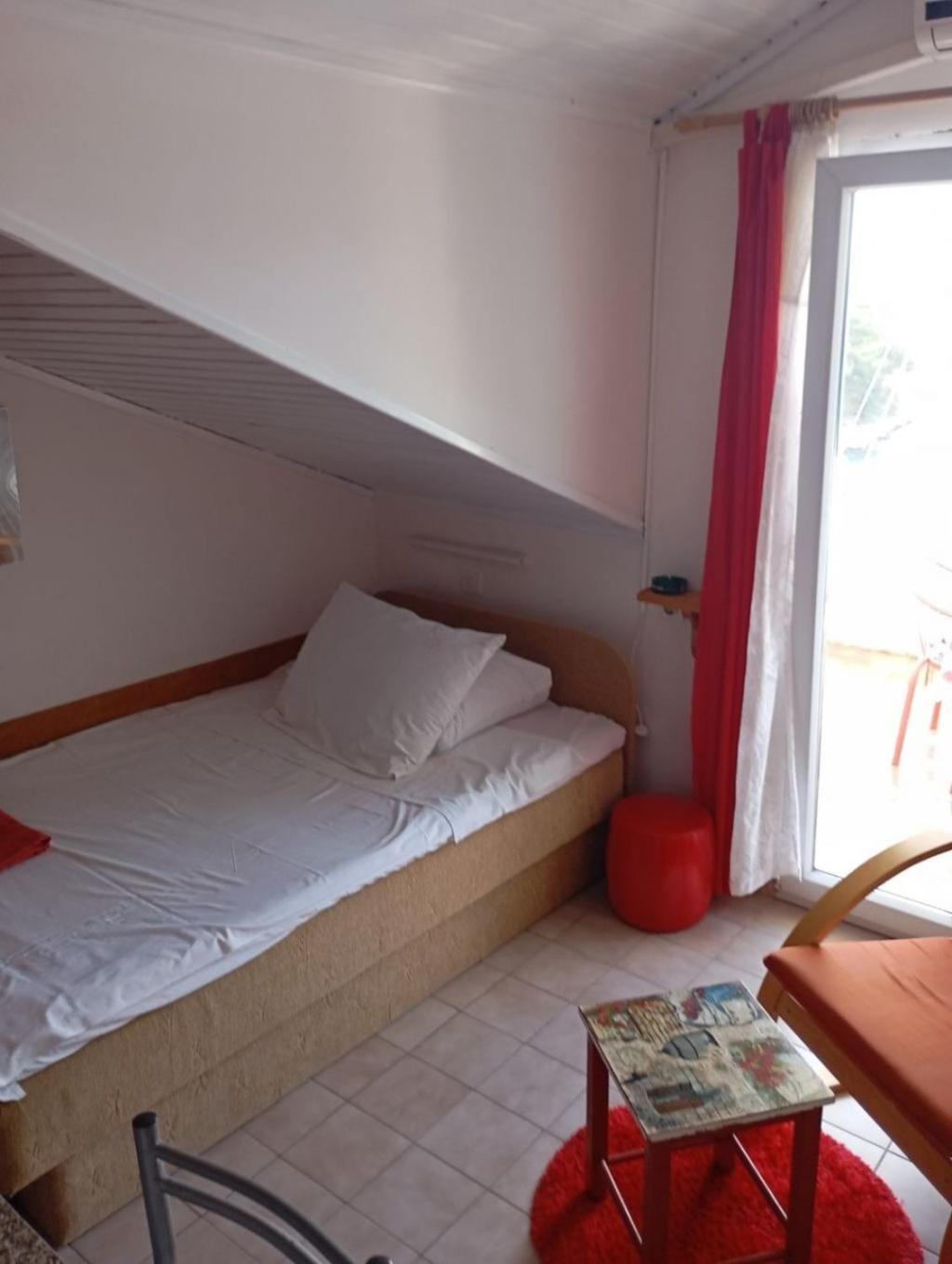 Ivo - 20m From The Sea