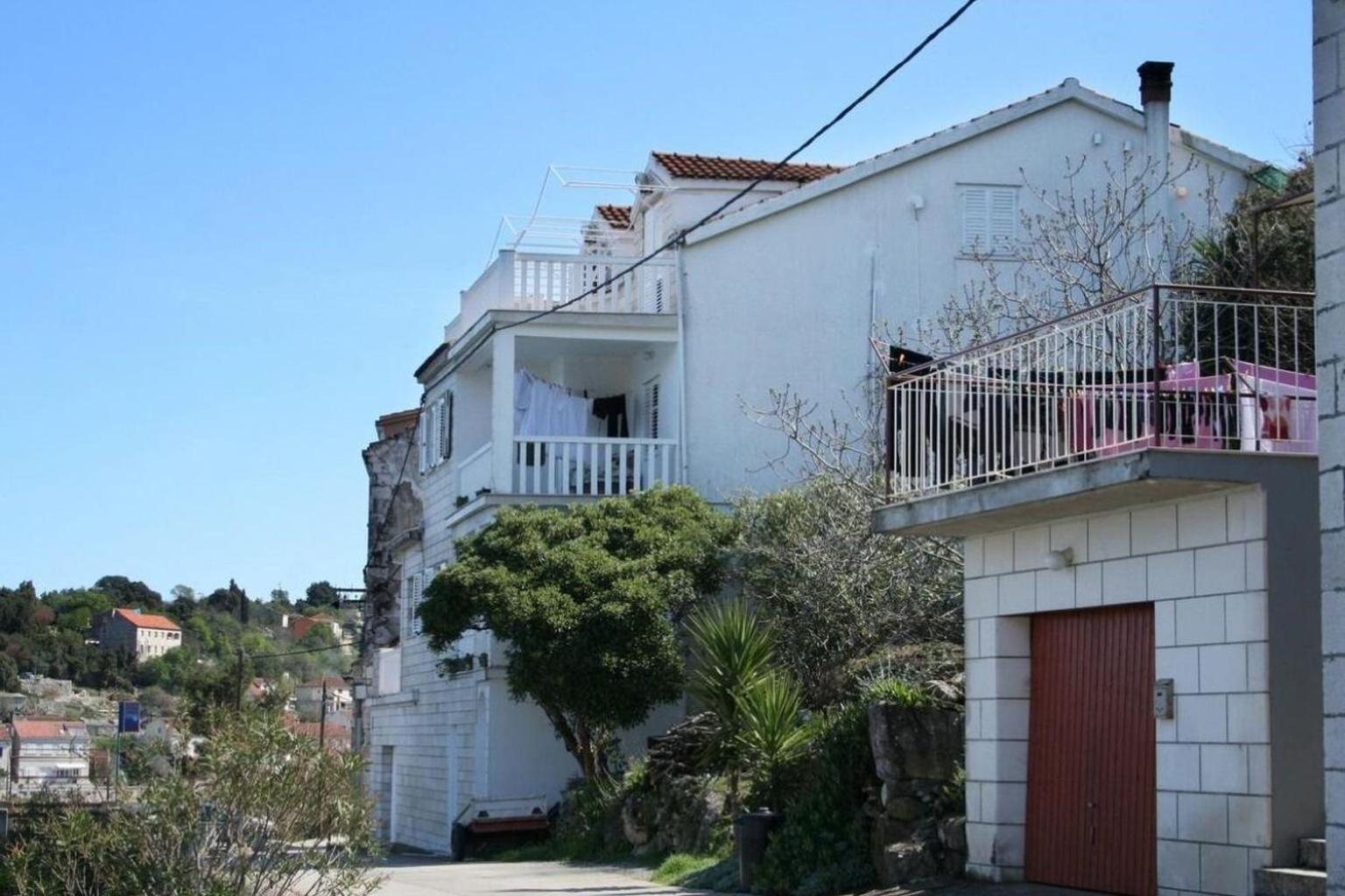 Apartment Ivo - 20m From The Sea *